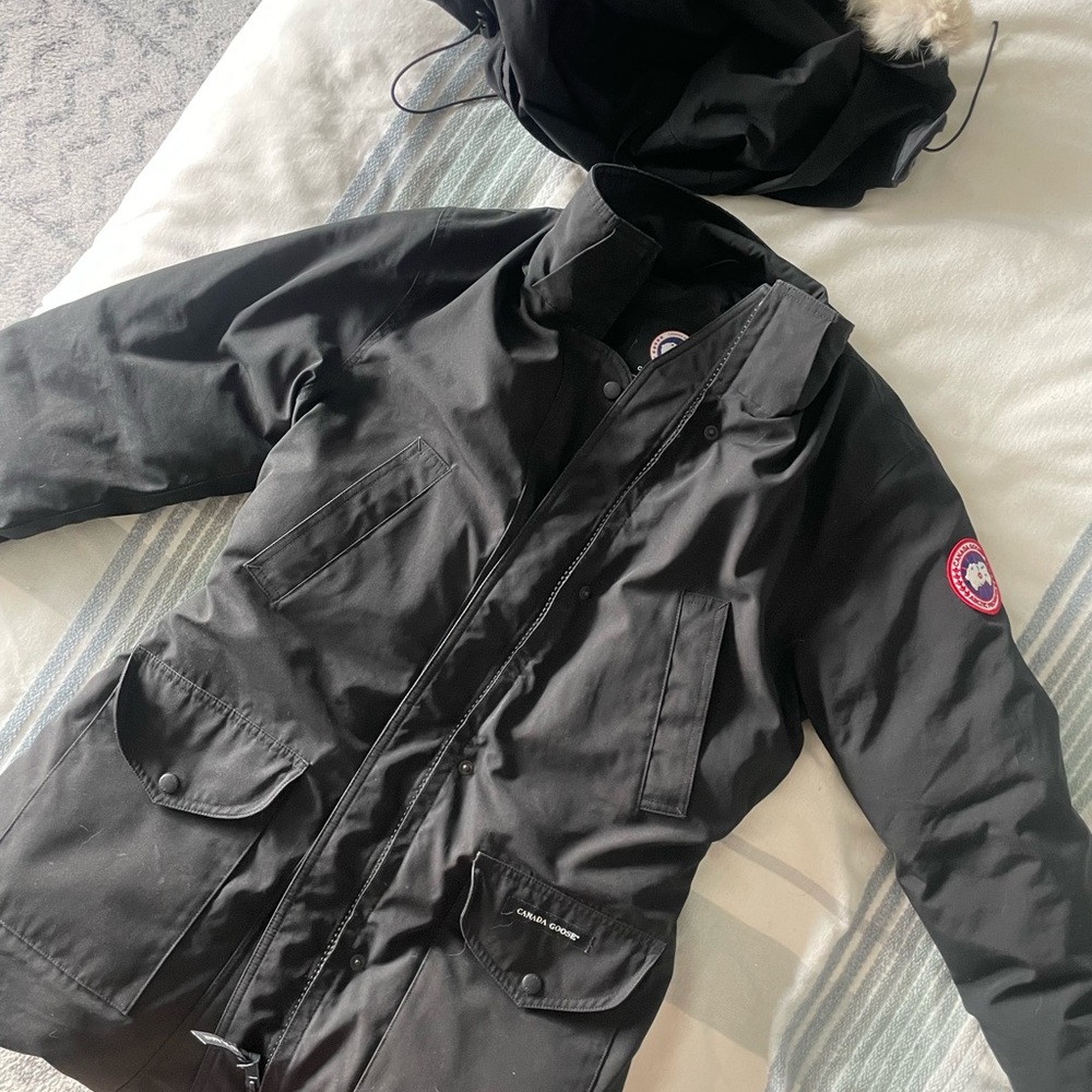 Canada Goose Black Winter Down Jacket with detachable hood